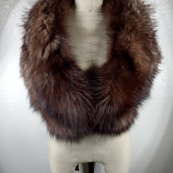 Vintage Coulter's Crystal Fox Fur Stole - Picture 4 of 5